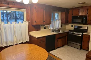 35 Felton Pl, Melrose, MA 02176 - Photo 6