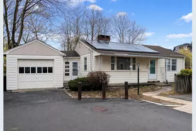 35 Felton Pl, Melrose, MA 02176 - Photo 1