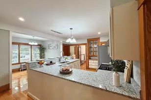 1295 Water St, Fitchburg, MA 01420 - Photo 4