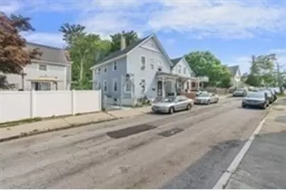 135 Arnold St, New Bedford, MA 02740 - Photo 4