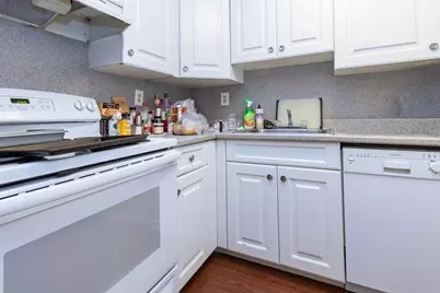 25 Linden Ave #1, Somerville, MA 02143 - Photo 4