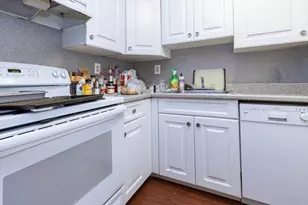 25 Linden Ave, Somerville, MA 02143 - Photo 4