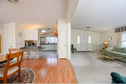 19 Hawthorne Street, Rockland, MA 02370 - Photo 6