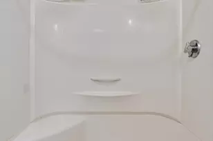 25 Main St, Somerville, MA 02145 - Photo 22