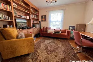 9 Kenwood St, Brookline, MA 02446 - Photo 2