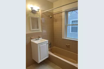 69 Berwick #1, Belmont, MA 02478 - Photo 10