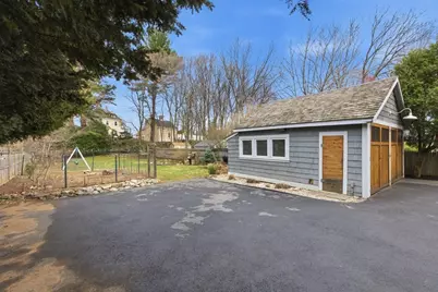 381 Washington St, Melrose, MA 02176 - Photo 6