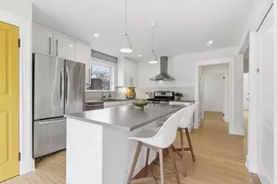 381 Washington St, Melrose, MA 02176 - Photo 20