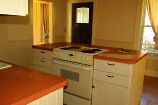 86 N Maple St, Northampton, MA 01062 - Photo 6