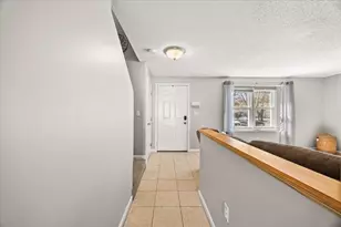 6 Robin Cir, Norton, MA 02766 - Photo 4