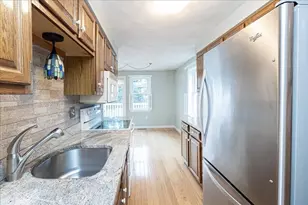 22 Collins St, Danvers, MA 01923 - Photo 16