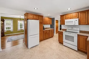 32 Sibley Rd, Sutton, MA 01590 - Photo 6