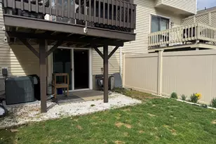 909 Pleasant St, Weymouth, MA 02189 - Photo 34