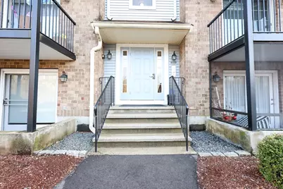 610 S Franklin St #B202, Holbrook, MA 02343 - Photo 4