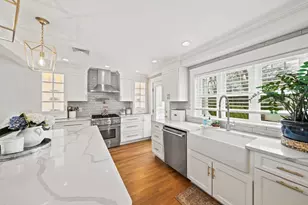 644 Weld St, Boston, MA 02132 - Photo 8