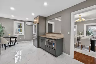 25 Browning Rd, Somerville, MA 02145 - Photo 32