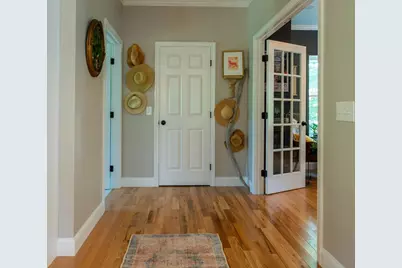 4 Swansom Rd, Swansea, MA 02777 - Photo 12