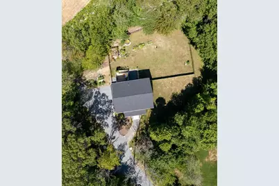 4 Swansom Rd, Swansea, MA 02777 - Photo 2