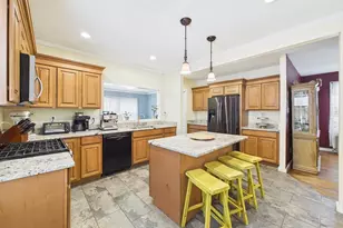 108 Hope St, New Bedford, MA 02745 - Photo 14