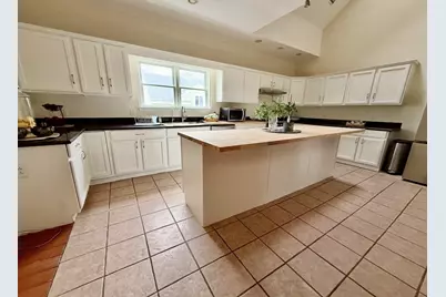 25 Pleasant St, Nahant, MA 01908 - Photo 12