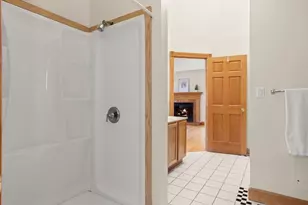 25 Pleasant St, Nahant, MA 01908 - Photo 32