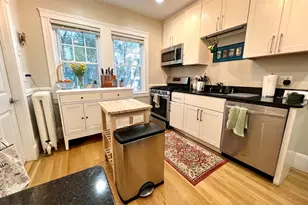 29 Wood St, Cambridge, MA 02140 - Photo 10