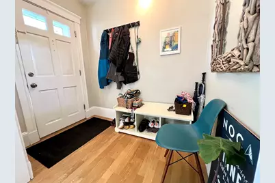 29 Wood Street #1, Cambridge, MA 02140 - Photo 4