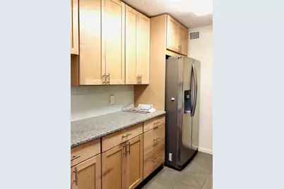 99 Pond Ave #702, Brookline, MA 02445 - Photo 4