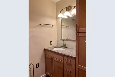 99 Pond Ave #702, Brookline, MA 02445 - Photo 6