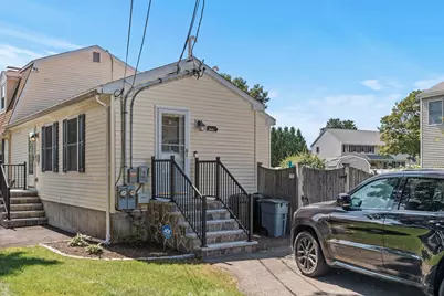 124 Washington St #A, Woburn, MA 01801 - Photo 12