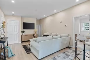 124 Washington St, Woburn, MA 01801 - Photo 8