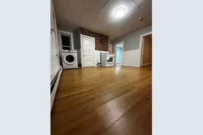 5 Sterling St #1, Worcester, MA 01610 - Photo 2