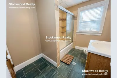 36 Spring Garden Street, Boston, MA 02125 - Photo 16