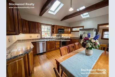 36 Spring Garden Street, Boston, MA 02125 - Photo 2