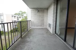 37 Skyline Dr, Braintree, MA 02184 - Photo 14