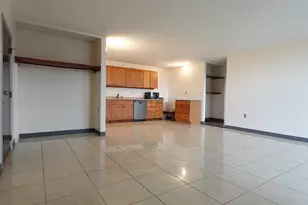37 Skyline Dr, Braintree, MA 02184 - Photo 2
