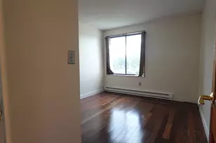 37 Skyline Dr, Braintree, MA 02184 - Photo 6