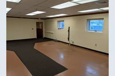 26 New St #2nd floor, Cambridge, MA 02138 - Photo 2