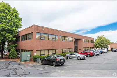 100 Crescent Road #1B, Needham, MA 02494 - Photo 2