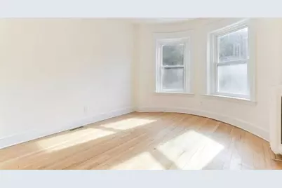 36 Winchester St #2, Brookline, MA 02446 - Photo 2