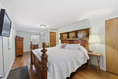 285 Breckwood Blvd, Springfield, MA 01109 - Photo 22