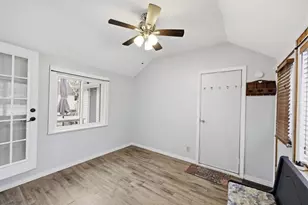 285 Breckwood Blvd, Springfield, MA 01109 - Photo 16