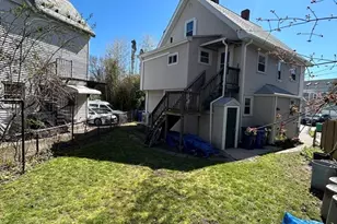 9 Crescent Square, Newton, MA 02458 - Photo 12