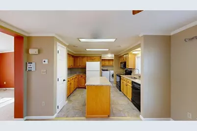 50 Highland St #227, Taunton, MA 02780 - Photo 12