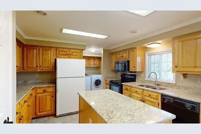 50 Highland St #227, Taunton, MA 02780 - Photo 12