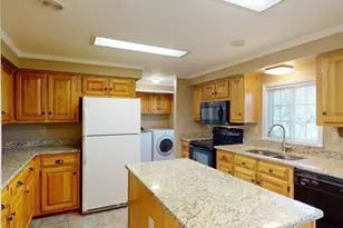 50 Highland St, Taunton, MA 02780 - Photo 12