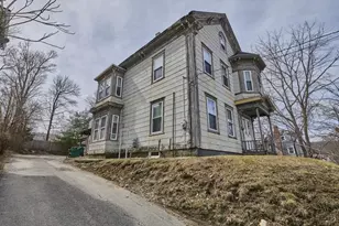 82 Charles St, Fitchburg, MA 01420 - Photo 4