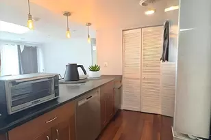 20 Webster St, Brookline, MA 02446 - Photo 10