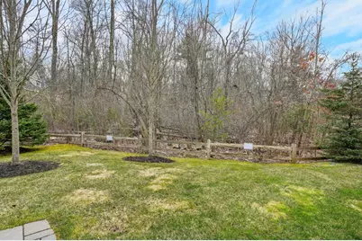 17 Stonebrook Ct #17, Southborough, MA 01772 - Photo 2