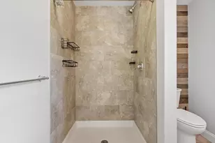 66 Oak St, Clinton, MA 01510 - Photo 22